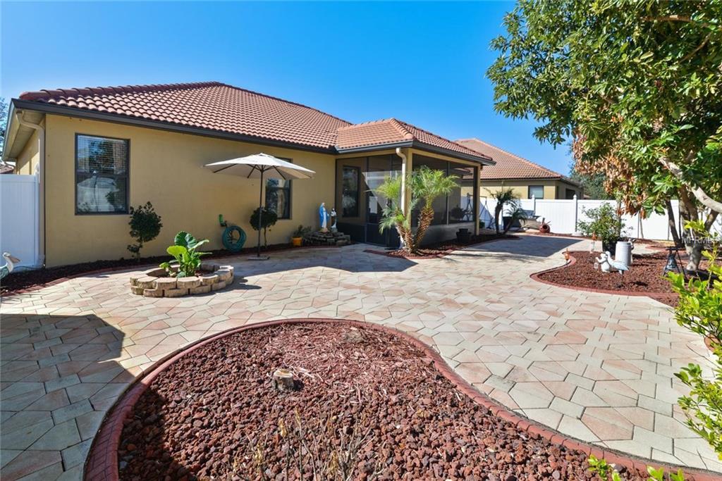 2826 SCENIC LANE, KISSIMMEE, Florida 34744, 4 Bedrooms Bedrooms, 6 Rooms Rooms,2 BathroomsBathrooms,Residential,For sale,SCENIC,O5561757