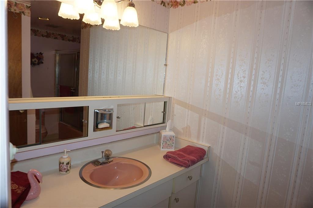 6343 CORNELL ROAD, BRADENTON, Florida 34207, 3 Bedrooms Bedrooms, 5 Rooms Rooms,2 BathroomsBathrooms,Residential,For sale,CORNELL,A4210147