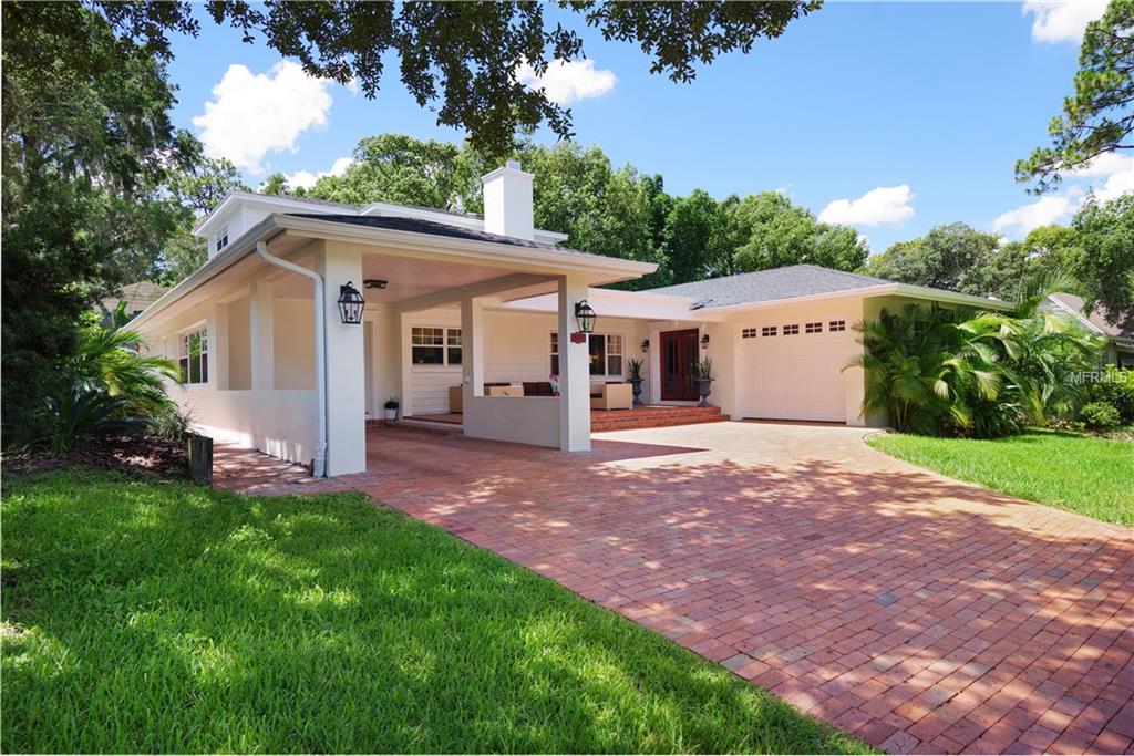 220 HAMPDEN PLACE, WINTER PARK, Florida 32789, 5 Bedrooms Bedrooms, 9 Rooms Rooms,3 BathroomsBathrooms,Residential,For sale,HAMPDEN,O5523084