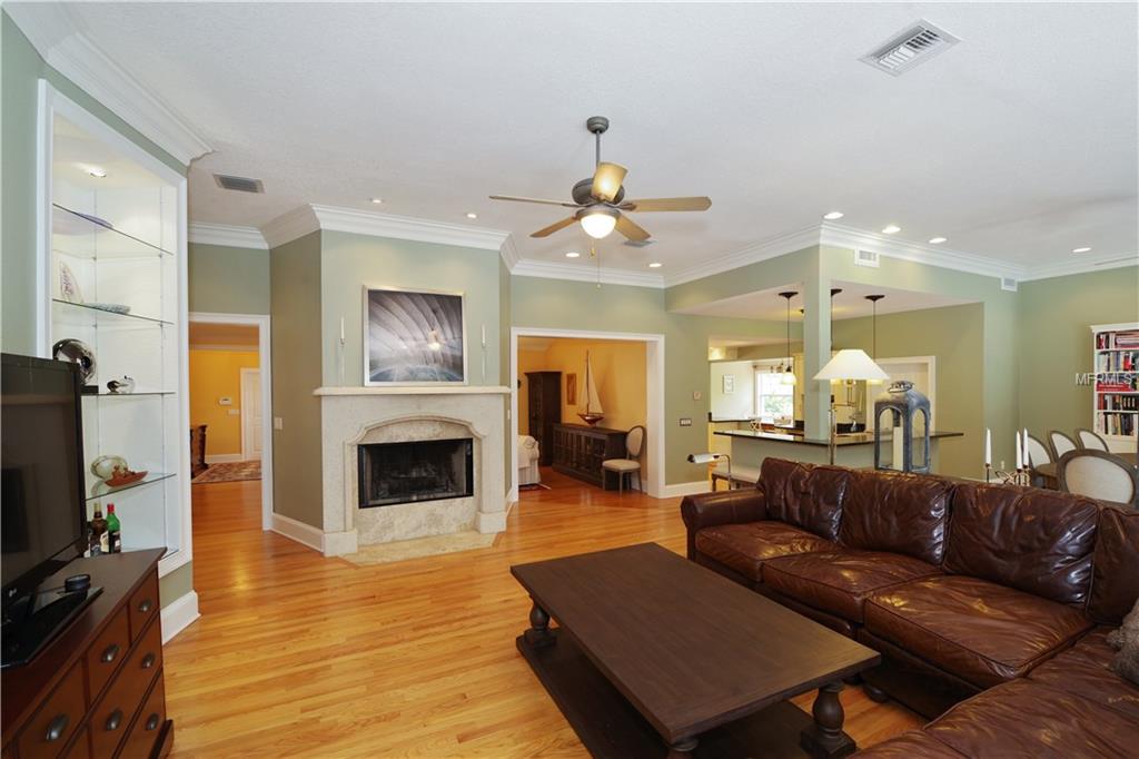 220 HAMPDEN PLACE, WINTER PARK, Florida 32789, 5 Bedrooms Bedrooms, 9 Rooms Rooms,3 BathroomsBathrooms,Residential,For sale,HAMPDEN,O5523084