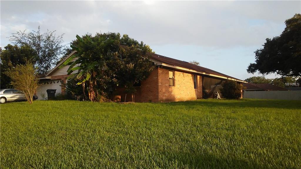 5409 CLUB HILL E, LAKELAND, Florida 33812, 3 Bedrooms Bedrooms, 5 Rooms Rooms,2 BathroomsBathrooms,Residential,For sale,CLUB,L4722790