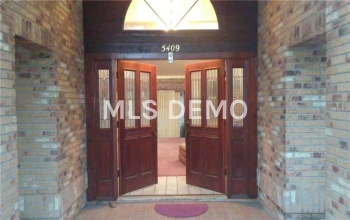 5409 CLUB HILL E, LAKELAND, Florida 33812, 3 Bedrooms Bedrooms, 5 Rooms Rooms,2 BathroomsBathrooms,Residential,For sale,CLUB,L4722790