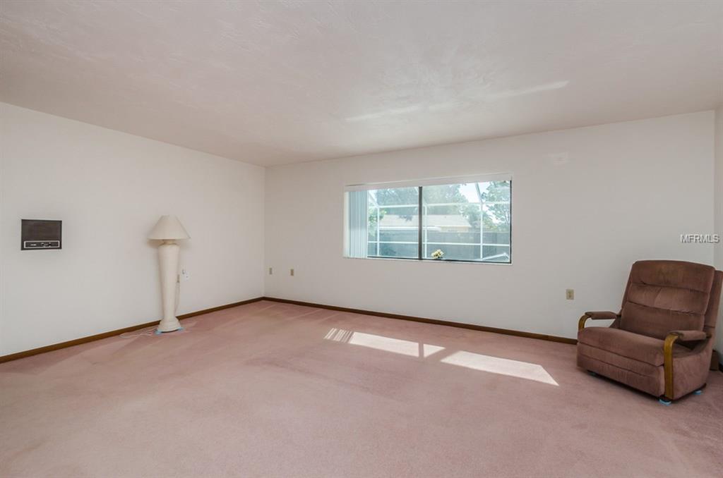 2072 AARON PLACE, CLEARWATER, Florida 33760, 2 Bedrooms Bedrooms, 3 Rooms Rooms,2 BathroomsBathrooms,Residential,For sale,AARON,U7838186