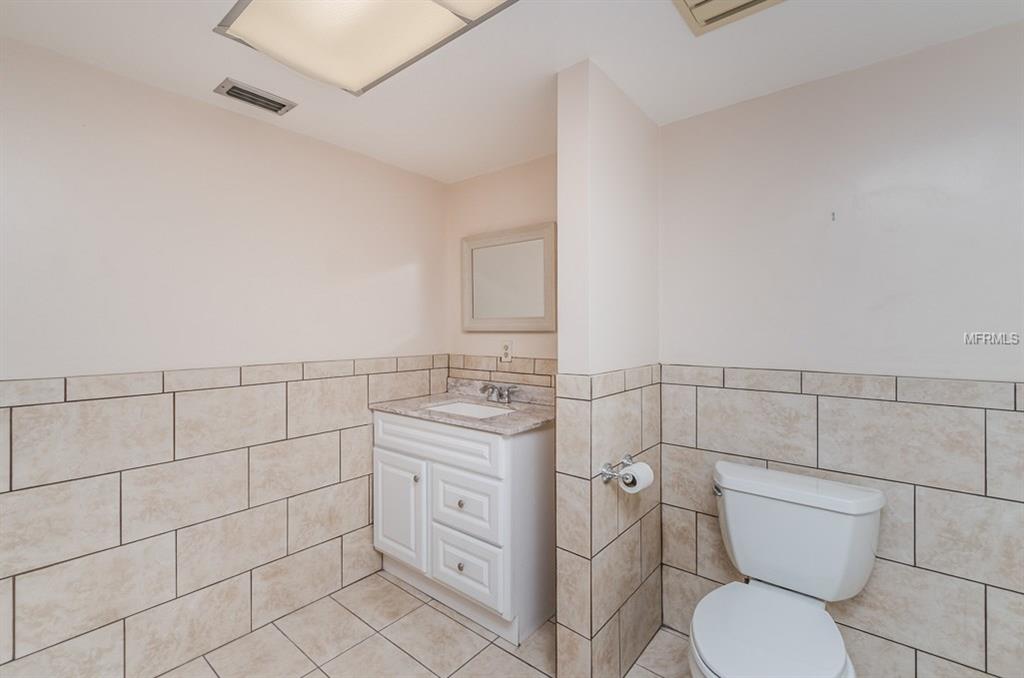 2072 AARON PLACE, CLEARWATER, Florida 33760, 2 Bedrooms Bedrooms, 3 Rooms Rooms,2 BathroomsBathrooms,Residential,For sale,AARON,U7838186