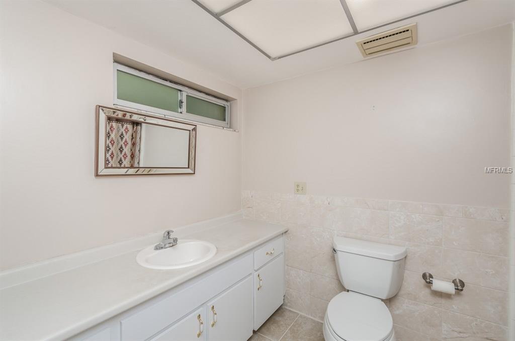 2072 AARON PLACE, CLEARWATER, Florida 33760, 2 Bedrooms Bedrooms, 3 Rooms Rooms,2 BathroomsBathrooms,Residential,For sale,AARON,U7838186