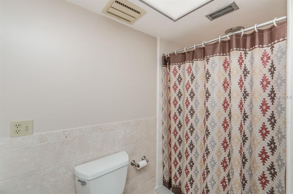 2072 AARON PLACE, CLEARWATER, Florida 33760, 2 Bedrooms Bedrooms, 3 Rooms Rooms,2 BathroomsBathrooms,Residential,For sale,AARON,U7838186