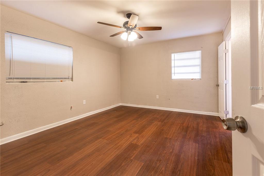 2001 SARAZEN COURT, ORLANDO, Florida 32808, 3 Bedrooms Bedrooms, 3 Rooms Rooms,2 BathroomsBathrooms,Residential,For sale,SARAZEN,T2915553