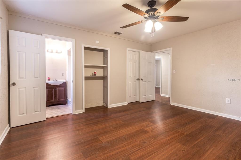 2001 SARAZEN COURT, ORLANDO, Florida 32808, 3 Bedrooms Bedrooms, 3 Rooms Rooms,2 BathroomsBathrooms,Residential,For sale,SARAZEN,T2915553