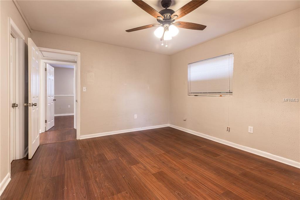 2001 SARAZEN COURT, ORLANDO, Florida 32808, 3 Bedrooms Bedrooms, 3 Rooms Rooms,2 BathroomsBathrooms,Residential,For sale,SARAZEN,T2915553