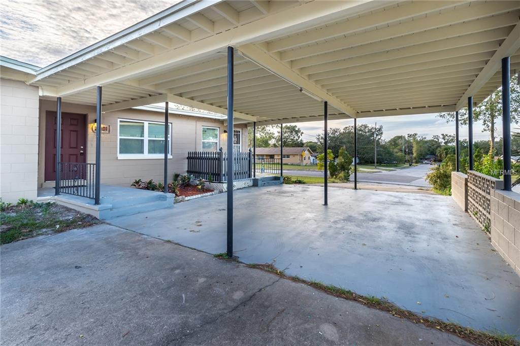 2001 SARAZEN COURT, ORLANDO, Florida 32808, 3 Bedrooms Bedrooms, 3 Rooms Rooms,2 BathroomsBathrooms,Residential,For sale,SARAZEN,T2915553