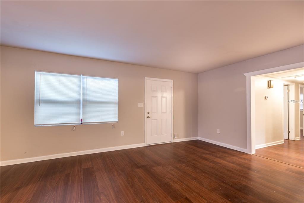 2001 SARAZEN COURT, ORLANDO, Florida 32808, 3 Bedrooms Bedrooms, 3 Rooms Rooms,2 BathroomsBathrooms,Residential,For sale,SARAZEN,T2915553