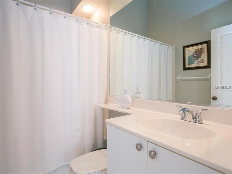 7700 WHITEBRIDGE GLEN, UNIVERSITY PARK, Florida 34201, 2 Bedrooms Bedrooms, 6 Rooms Rooms,2 BathroomsBathrooms,Residential,For sale,WHITEBRIDGE,A4204883