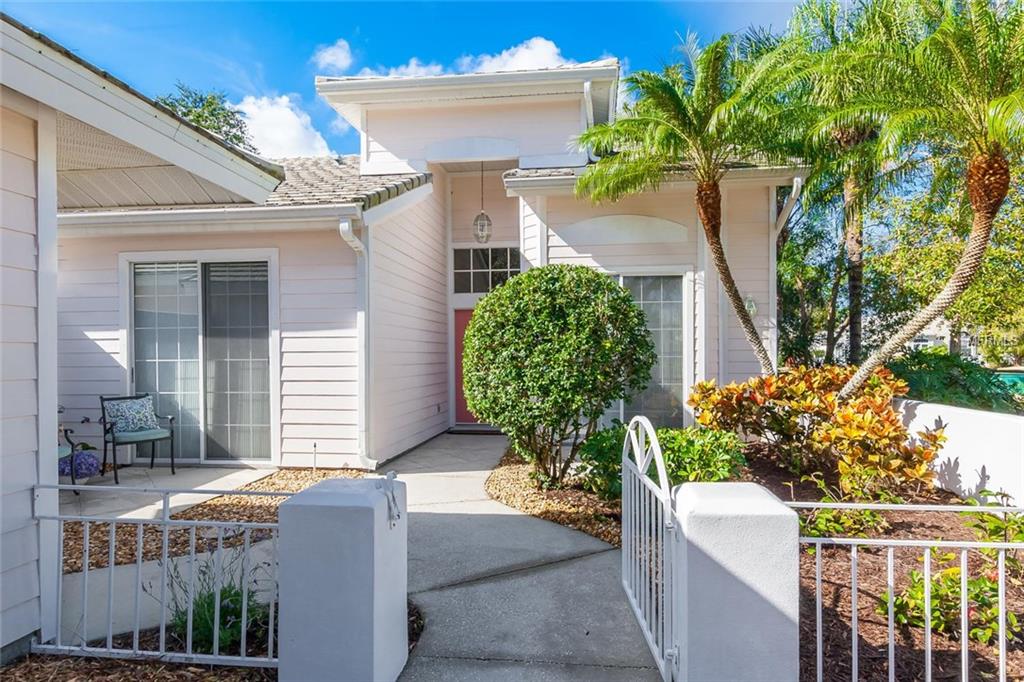 7700 WHITEBRIDGE GLEN, UNIVERSITY PARK, Florida 34201, 2 Bedrooms Bedrooms, 6 Rooms Rooms,2 BathroomsBathrooms,Residential,For sale,WHITEBRIDGE,A4204883