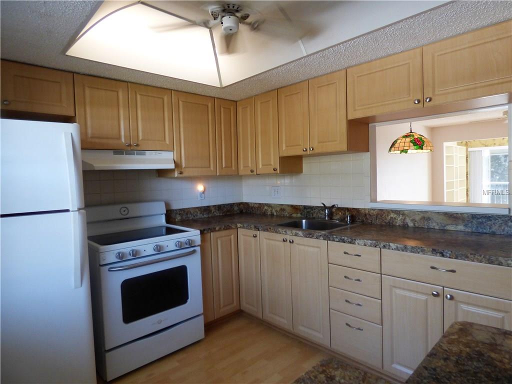 946 VIRGINIA STREET, DUNEDIN, Florida 34698, 2 Bedrooms Bedrooms, 6 Rooms Rooms,1 BathroomBathrooms,Residential,For sale,VIRGINIA,U7842902