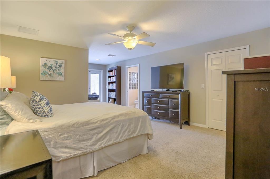 340 47TH AVENUE N, ST PETERSBURG, Florida 33703, 3 Bedrooms Bedrooms, 6 Rooms Rooms,2 BathroomsBathrooms,Residential,For sale,47TH,U7844305