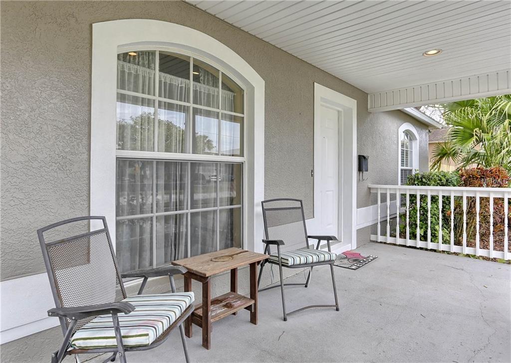 340 47TH AVENUE N, ST PETERSBURG, Florida 33703, 3 Bedrooms Bedrooms, 6 Rooms Rooms,2 BathroomsBathrooms,Residential,For sale,47TH,U7844305