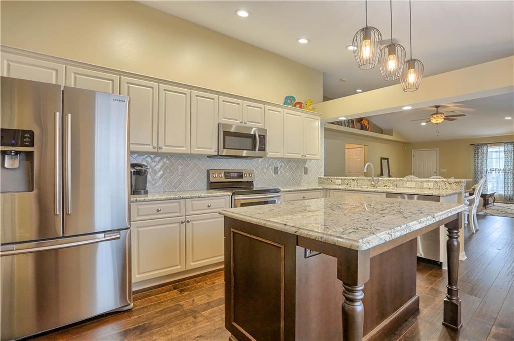 340 47TH AVENUE N, ST PETERSBURG, Florida 33703, 3 Bedrooms Bedrooms, 6 Rooms Rooms,2 BathroomsBathrooms,Residential,For sale,47TH,U7844305