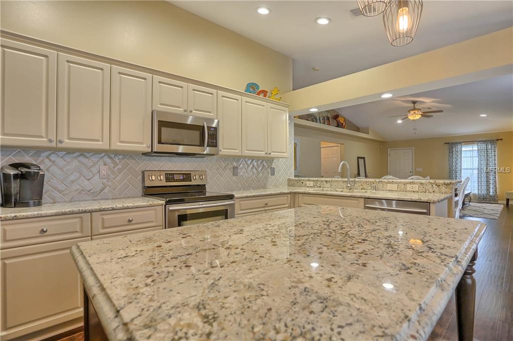 340 47TH AVENUE N, ST PETERSBURG, Florida 33703, 3 Bedrooms Bedrooms, 6 Rooms Rooms,2 BathroomsBathrooms,Residential,For sale,47TH,U7844305