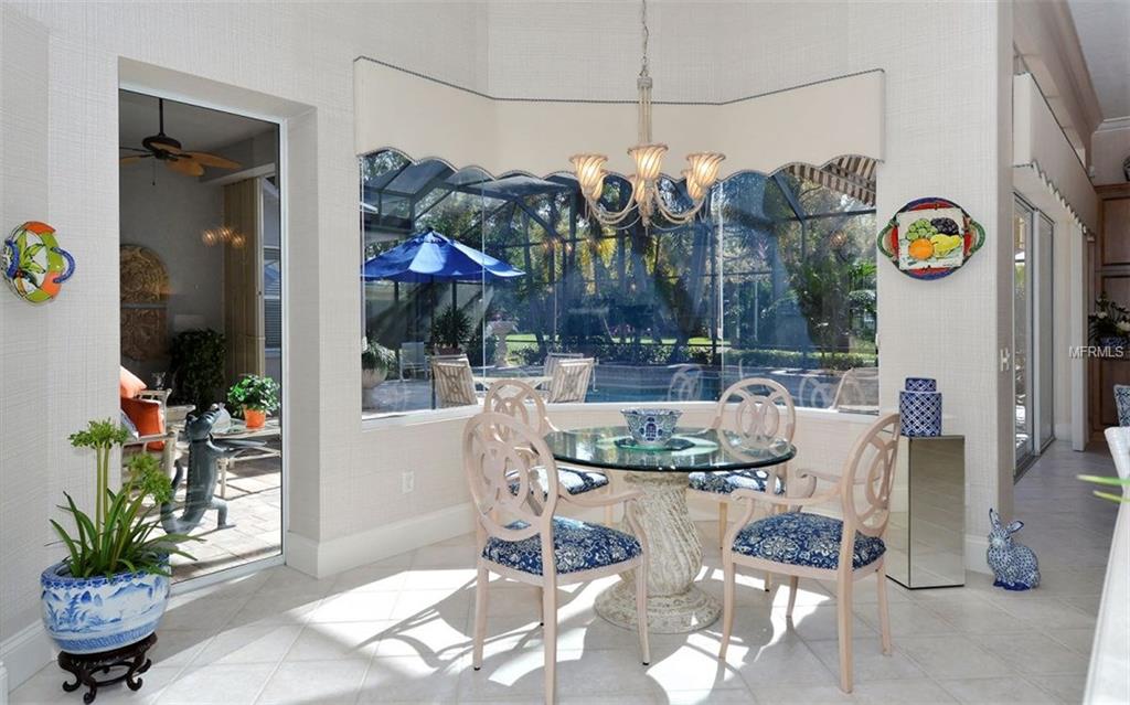 409 HUNTRIDGE DRIVE, VENICE, Florida 34292, 3 Bedrooms Bedrooms, 11 Rooms Rooms,3 BathroomsBathrooms,Residential,For sale,HUNTRIDGE,N5916012