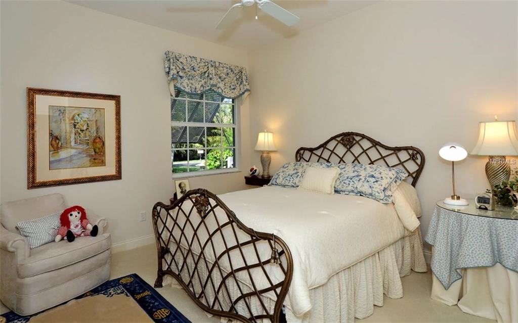 409 HUNTRIDGE DRIVE, VENICE, Florida 34292, 3 Bedrooms Bedrooms, 11 Rooms Rooms,3 BathroomsBathrooms,Residential,For sale,HUNTRIDGE,N5916012