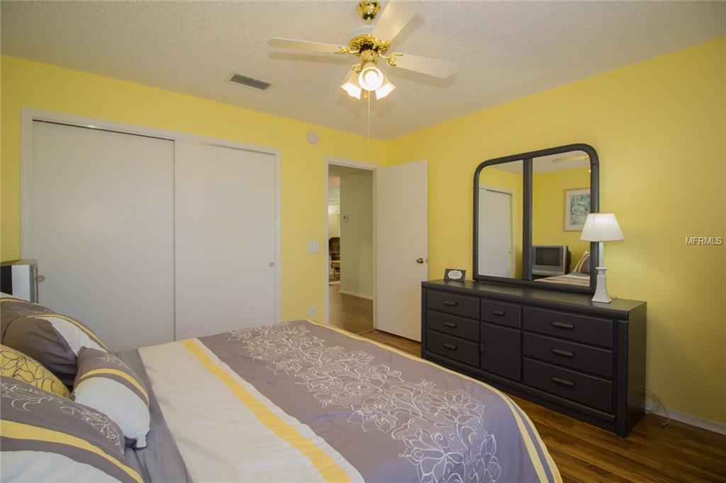 1736 MAGNOLIA AVENUE, LADY LAKE, Florida 32159, 2 Bedrooms Bedrooms, 6 Rooms Rooms,2 BathroomsBathrooms,Residential,For sale,MAGNOLIA,G4852215