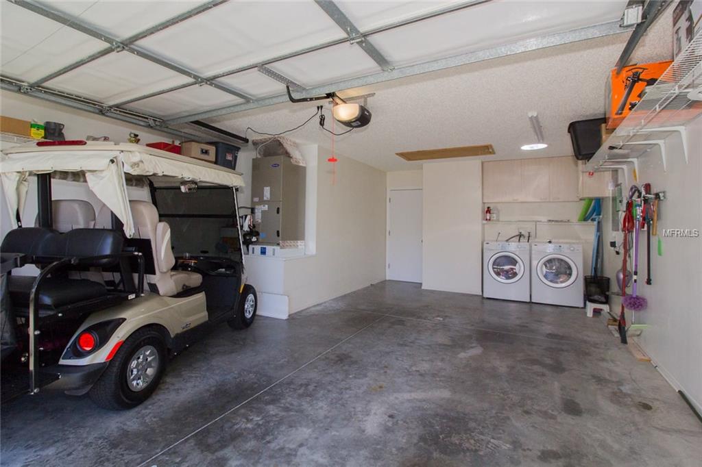 1736 MAGNOLIA AVENUE, LADY LAKE, Florida 32159, 2 Bedrooms Bedrooms, 6 Rooms Rooms,2 BathroomsBathrooms,Residential,For sale,MAGNOLIA,G4852215