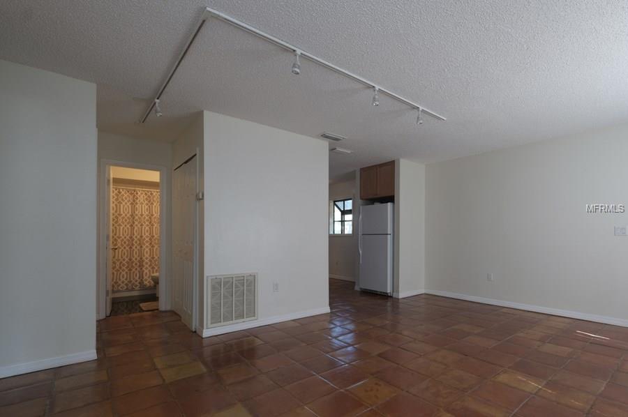 4651 SUMMERWIND DRIVE, SARASOTA, Florida 34234, 2 Bedrooms Bedrooms, 6 Rooms Rooms,2 BathroomsBathrooms,Residential,For sale,SUMMERWIND,A4209526