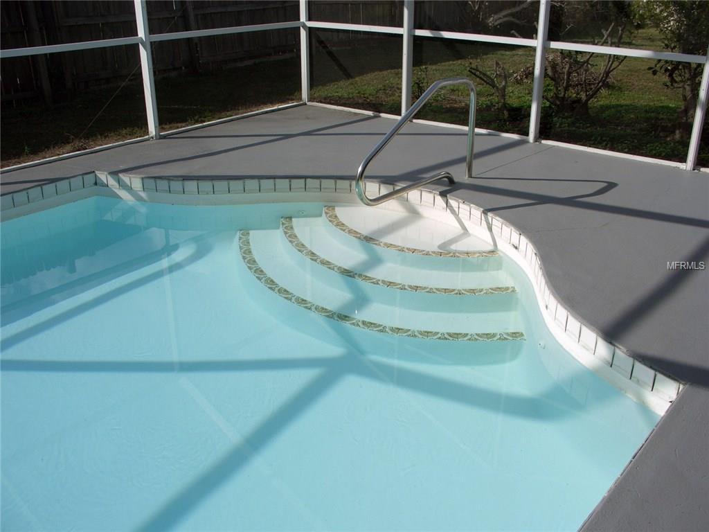 5638 CREEKWOOD DRIVE, SARASOTA, Florida 34233, 3 Bedrooms Bedrooms, 8 Rooms Rooms,2 BathroomsBathrooms,Residential,For sale,CREEKWOOD,A4210149