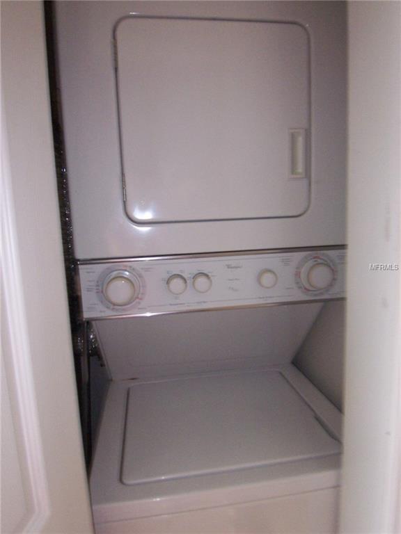 333 LAKE HOWARD DRIVE NW, WINTER HAVEN, Florida 33880, 3 Bedrooms Bedrooms, 7 Rooms Rooms,2 BathroomsBathrooms,Residential,For sale,LAKE HOWARD,P4717134