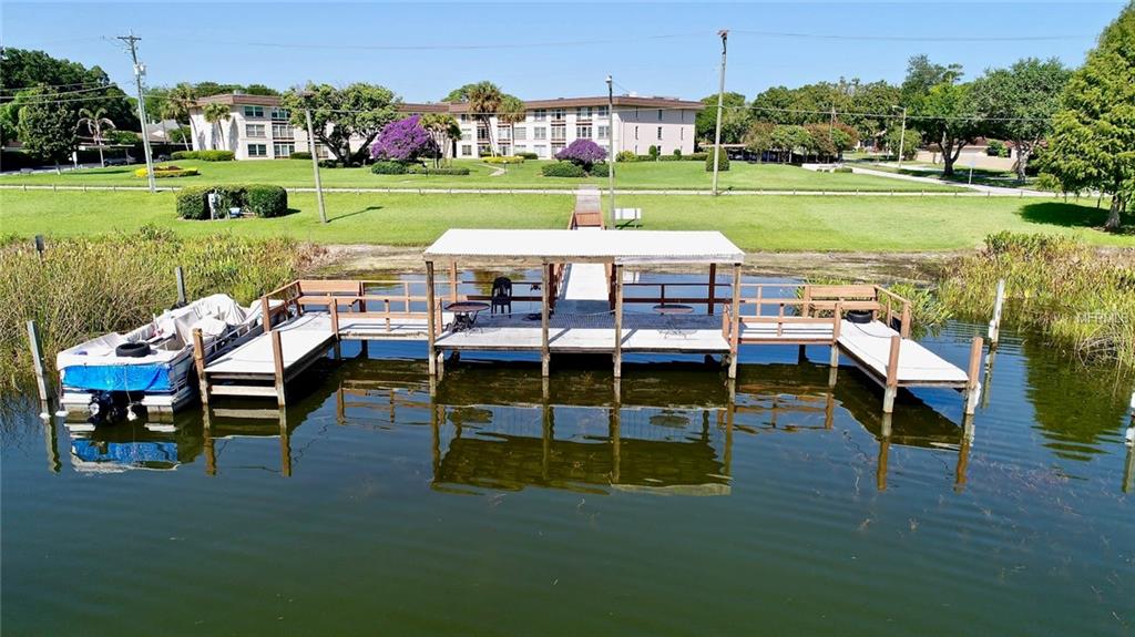 333 LAKE HOWARD DRIVE NW, WINTER HAVEN, Florida 33880, 3 Bedrooms Bedrooms, 7 Rooms Rooms,2 BathroomsBathrooms,Residential,For sale,LAKE HOWARD,P4717134