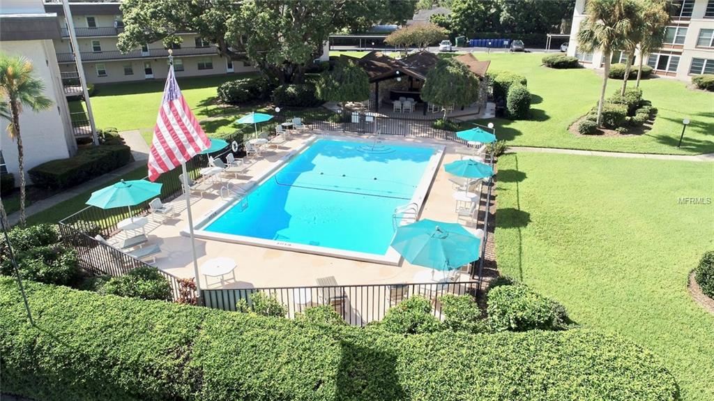 333 LAKE HOWARD DRIVE NW, WINTER HAVEN, Florida 33880, 3 Bedrooms Bedrooms, 7 Rooms Rooms,2 BathroomsBathrooms,Residential,For sale,LAKE HOWARD,P4717134