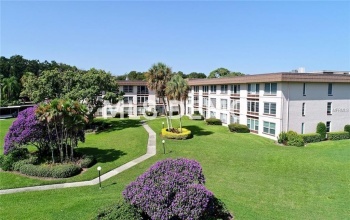 333 LAKE HOWARD DRIVE NW, WINTER HAVEN, Florida 33880, 3 Bedrooms Bedrooms, 7 Rooms Rooms,2 BathroomsBathrooms,Residential,For sale,LAKE HOWARD,P4717134