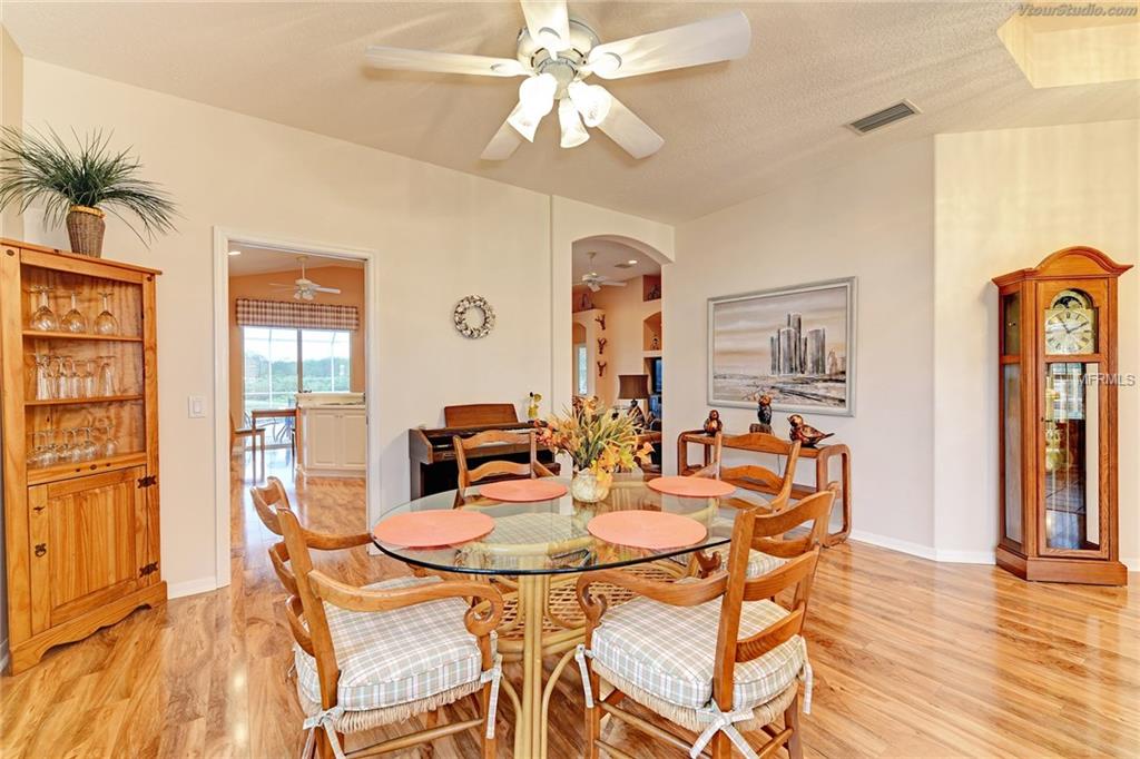 812 DERBYSHIRE DRIVE VENICE, Florida 34285, 3 Bedrooms Bedrooms, 9 Rooms Rooms,2 BathroomsBathrooms,Residential,For sale,DERBYSHIRE,A4199641