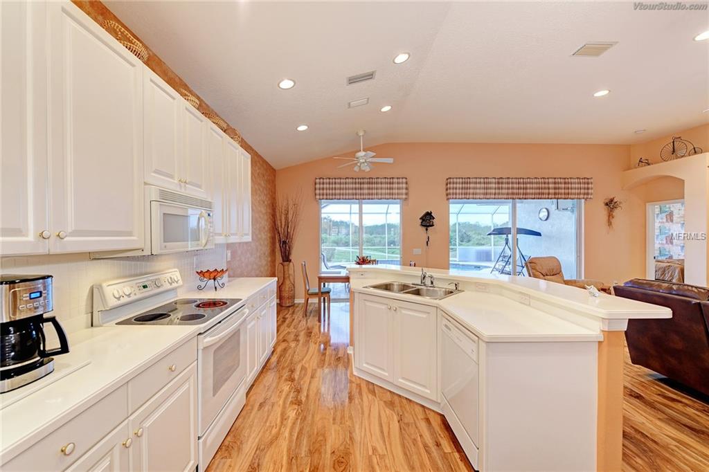 812 DERBYSHIRE DRIVE VENICE, Florida 34285, 3 Bedrooms Bedrooms, 9 Rooms Rooms,2 BathroomsBathrooms,Residential,For sale,DERBYSHIRE,A4199641