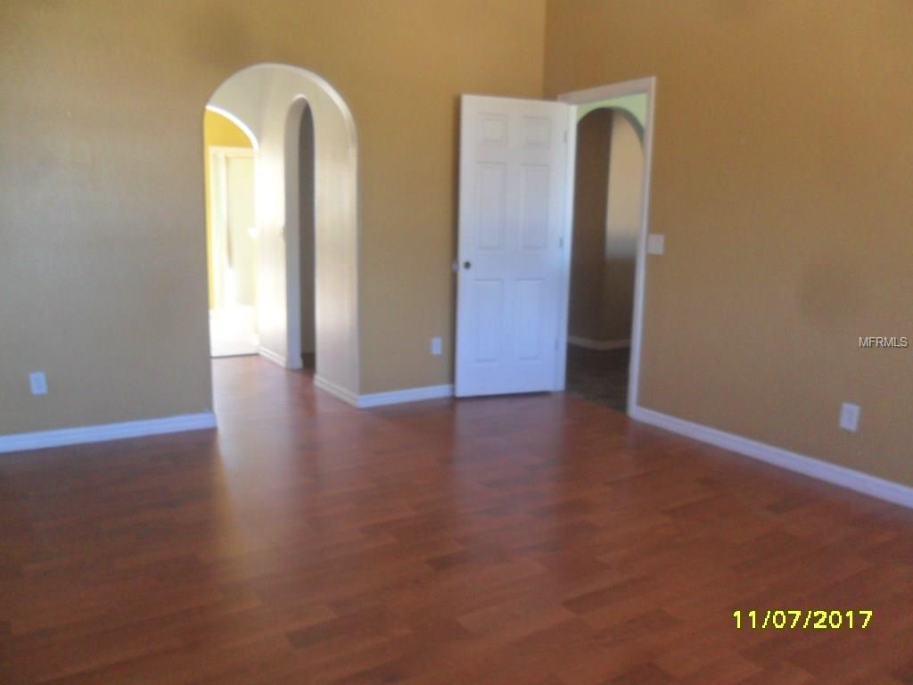 24940 HYDE PARK BOULEVARD, LAND O LAKES, Florida 34639, 4 Bedrooms Bedrooms, 4 Rooms Rooms,2 BathroomsBathrooms,Residential,For sale,HYDE PARK,T2915562