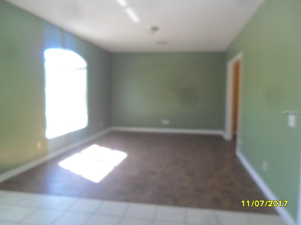 24940 HYDE PARK BOULEVARD, LAND O LAKES, Florida 34639, 4 Bedrooms Bedrooms, 4 Rooms Rooms,2 BathroomsBathrooms,Residential,For sale,HYDE PARK,T2915562