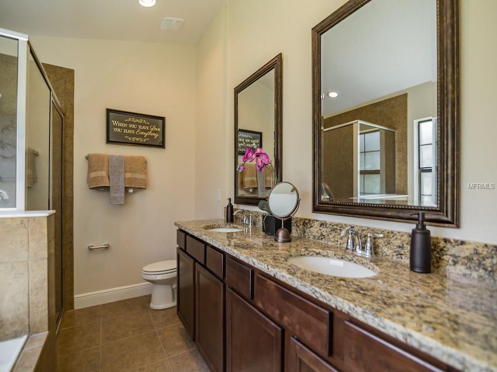 40 PETERLEE COURT, KISSIMMEE, Florida 34758, 4 Bedrooms Bedrooms, 8 Rooms Rooms,2 BathroomsBathrooms,Residential,For sale,PETERLEE,O5550829