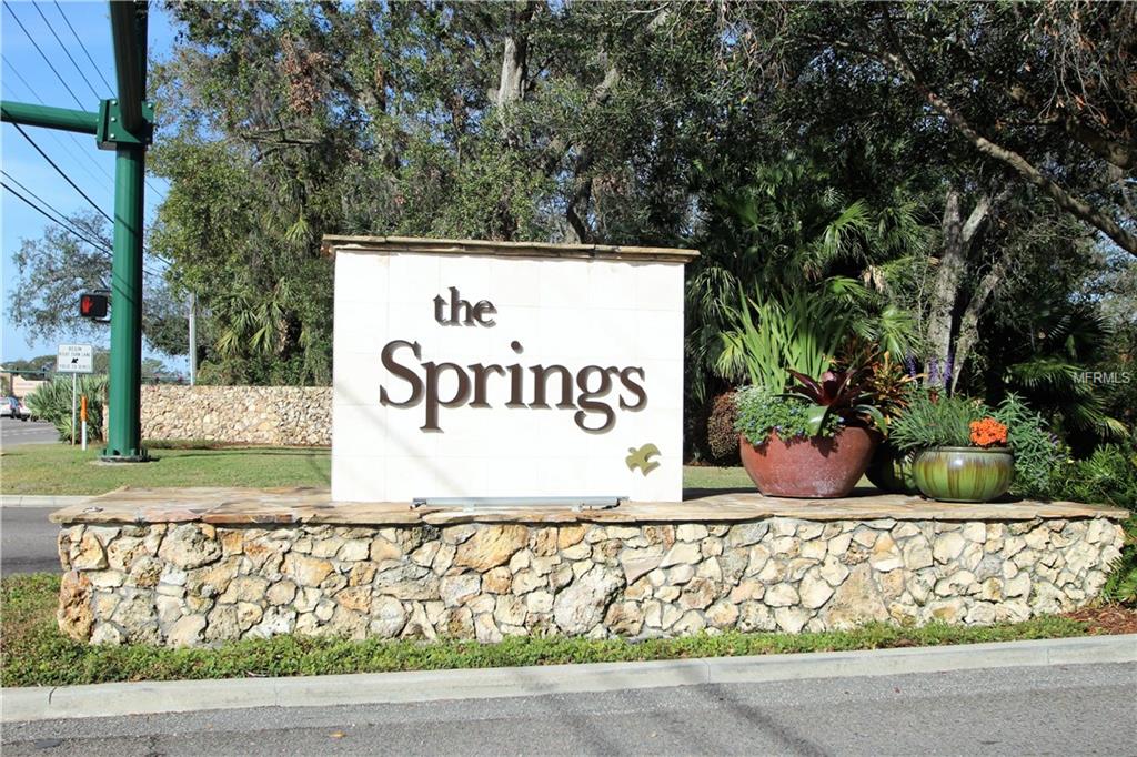 111 HIDDEN OAK DRIVE, LONGWOOD, Florida 32779, 4 Bedrooms Bedrooms, 8 Rooms Rooms,2 BathroomsBathrooms,Residential,For sale,HIDDEN OAK,O5561288