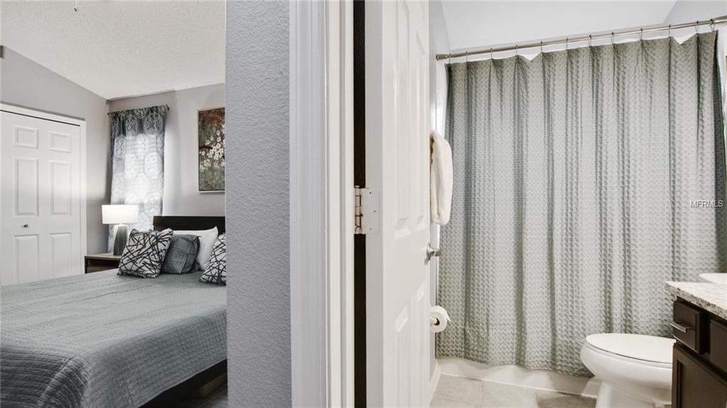 2662 ONEIDA LOOP, KISSIMMEE, Florida 34747, 5 Bedrooms Bedrooms, 8 Rooms Rooms,4 BathroomsBathrooms,Residential,For sale,ONEIDA,O5561503