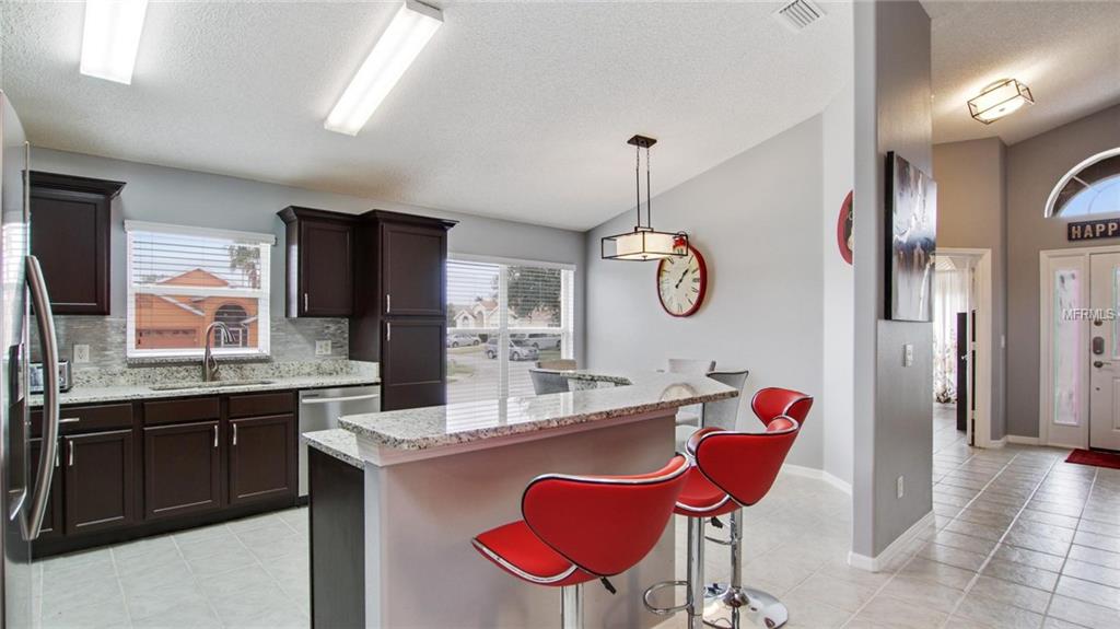 2662 ONEIDA LOOP, KISSIMMEE, Florida 34747, 5 Bedrooms Bedrooms, 8 Rooms Rooms,4 BathroomsBathrooms,Residential,For sale,ONEIDA,O5561503