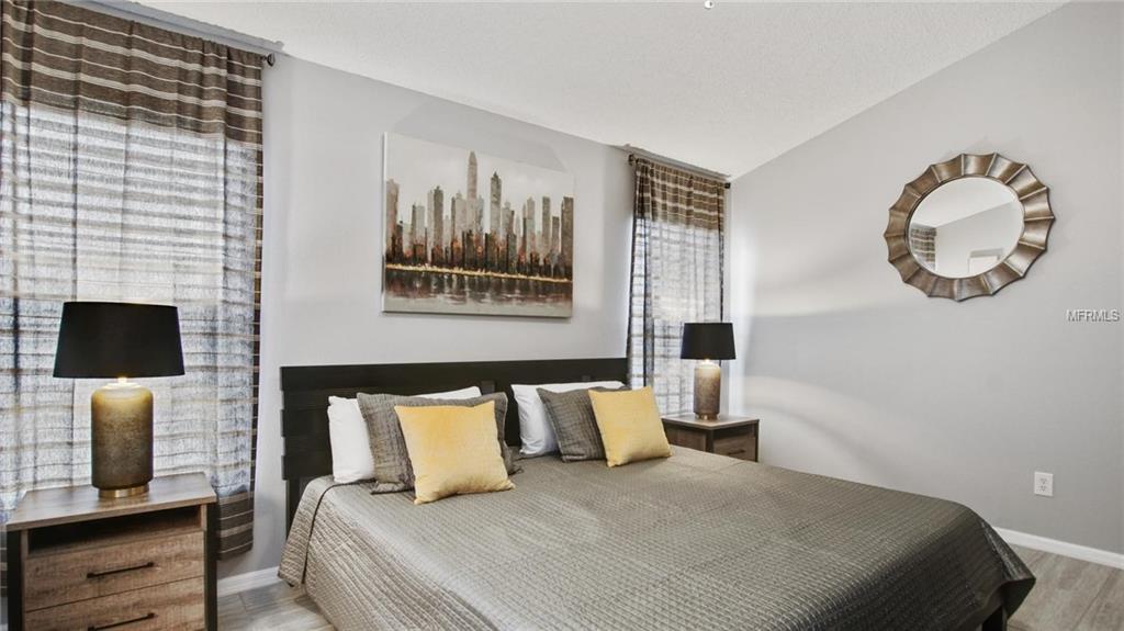 2662 ONEIDA LOOP, KISSIMMEE, Florida 34747, 5 Bedrooms Bedrooms, 8 Rooms Rooms,4 BathroomsBathrooms,Residential,For sale,ONEIDA,O5561503