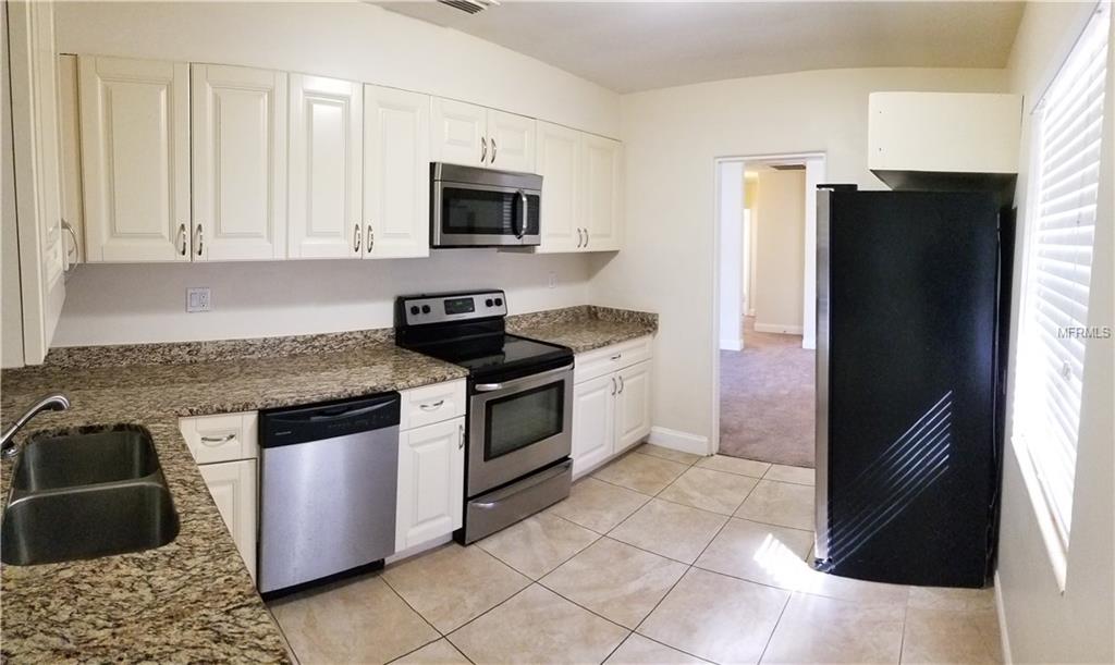 218 22ND STREET COURT NE, BRADENTON, Florida 34208, 3 Bedrooms Bedrooms, 6 Rooms Rooms,2 BathroomsBathrooms,Residential,For sale,22ND STREET,U7847561