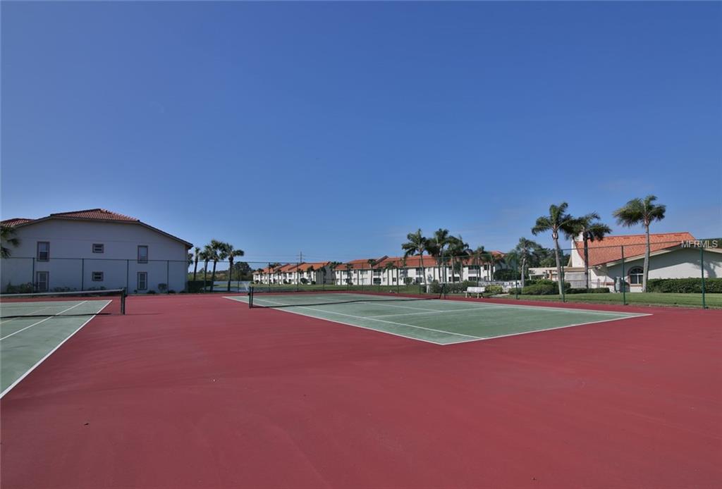 4230 MADEIRA COURT, SARASOTA, Florida 34233, 2 Bedrooms Bedrooms, 5 Rooms Rooms,2 BathroomsBathrooms,Residential,For sale,MADEIRA,A4197848