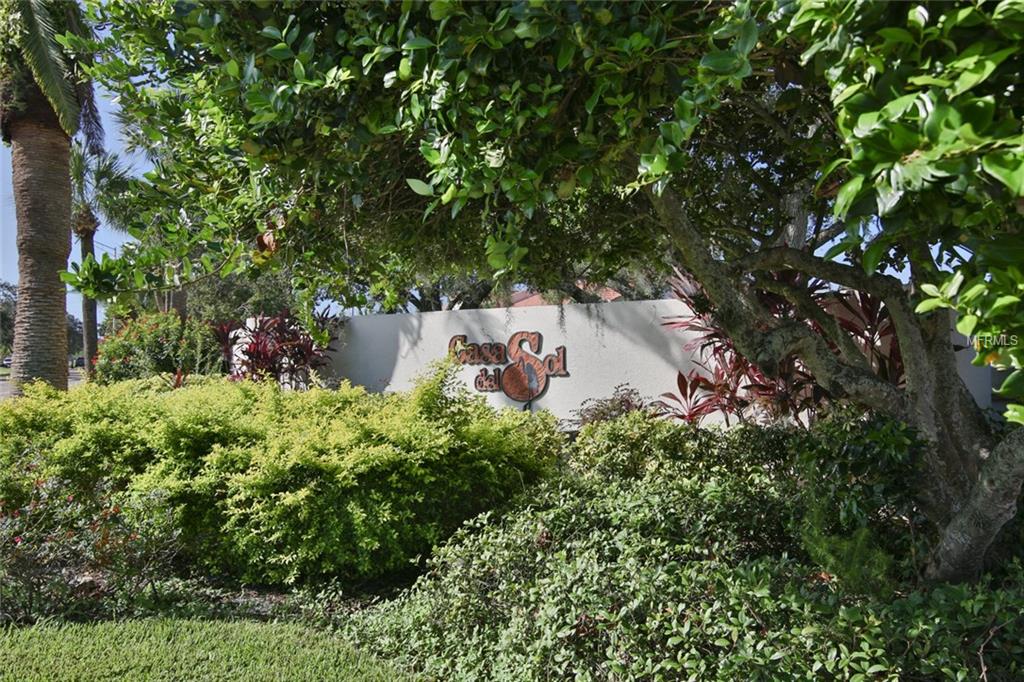 4230 MADEIRA COURT, SARASOTA, Florida 34233, 2 Bedrooms Bedrooms, 5 Rooms Rooms,2 BathroomsBathrooms,Residential,For sale,MADEIRA,A4197848