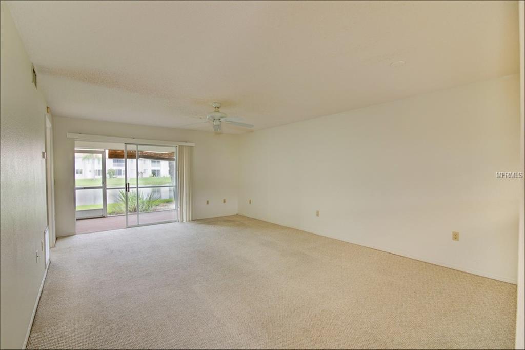 4230 MADEIRA COURT, SARASOTA, Florida 34233, 2 Bedrooms Bedrooms, 5 Rooms Rooms,2 BathroomsBathrooms,Residential,For sale,MADEIRA,A4197848