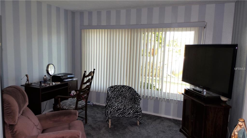 4009 JOYCE DRIVE, BRADENTON, Florida 34208, 2 Bedrooms Bedrooms, 8 Rooms Rooms,2 BathroomsBathrooms,Residential,For sale,JOYCE,A4201329