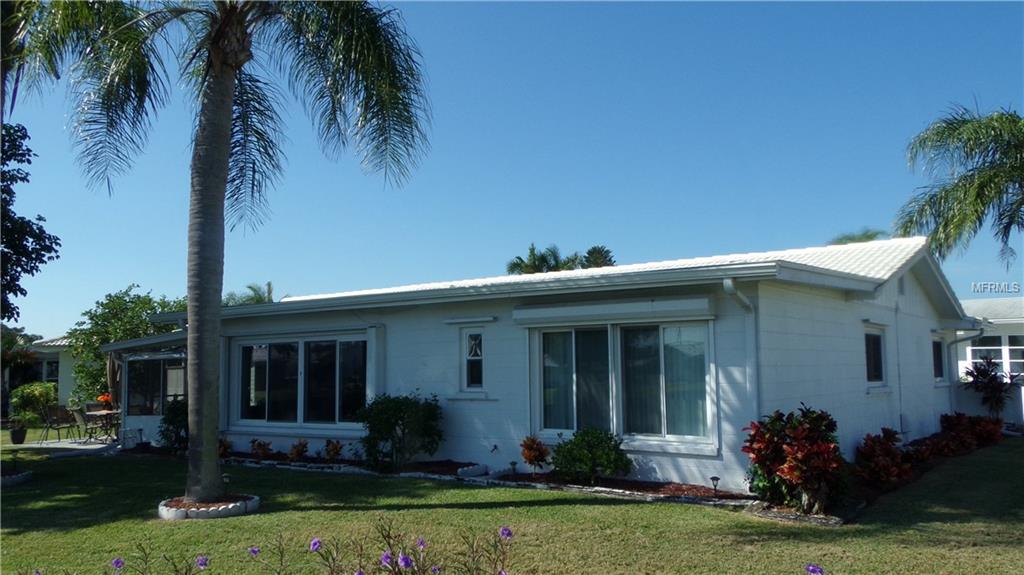 4009 JOYCE DRIVE, BRADENTON, Florida 34208, 2 Bedrooms Bedrooms, 8 Rooms Rooms,2 BathroomsBathrooms,Residential,For sale,JOYCE,A4201329