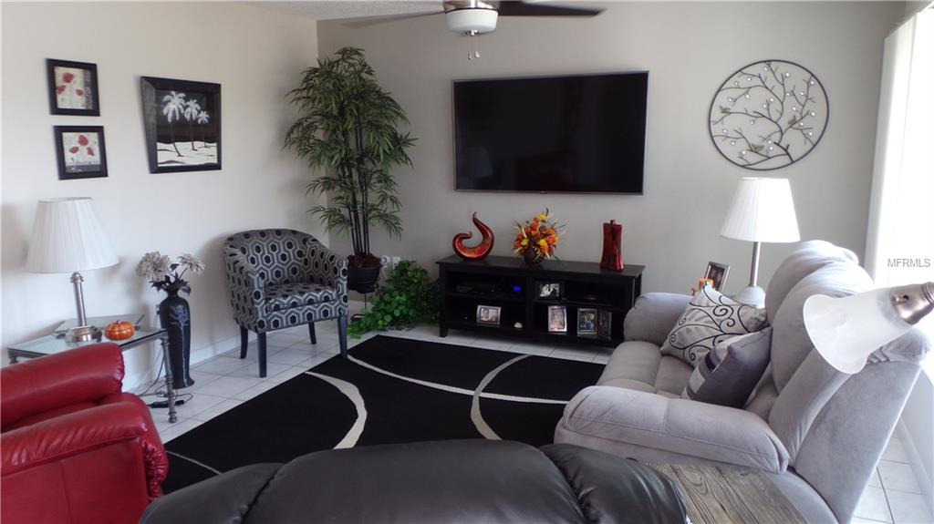 4009 JOYCE DRIVE, BRADENTON, Florida 34208, 2 Bedrooms Bedrooms, 8 Rooms Rooms,2 BathroomsBathrooms,Residential,For sale,JOYCE,A4201329