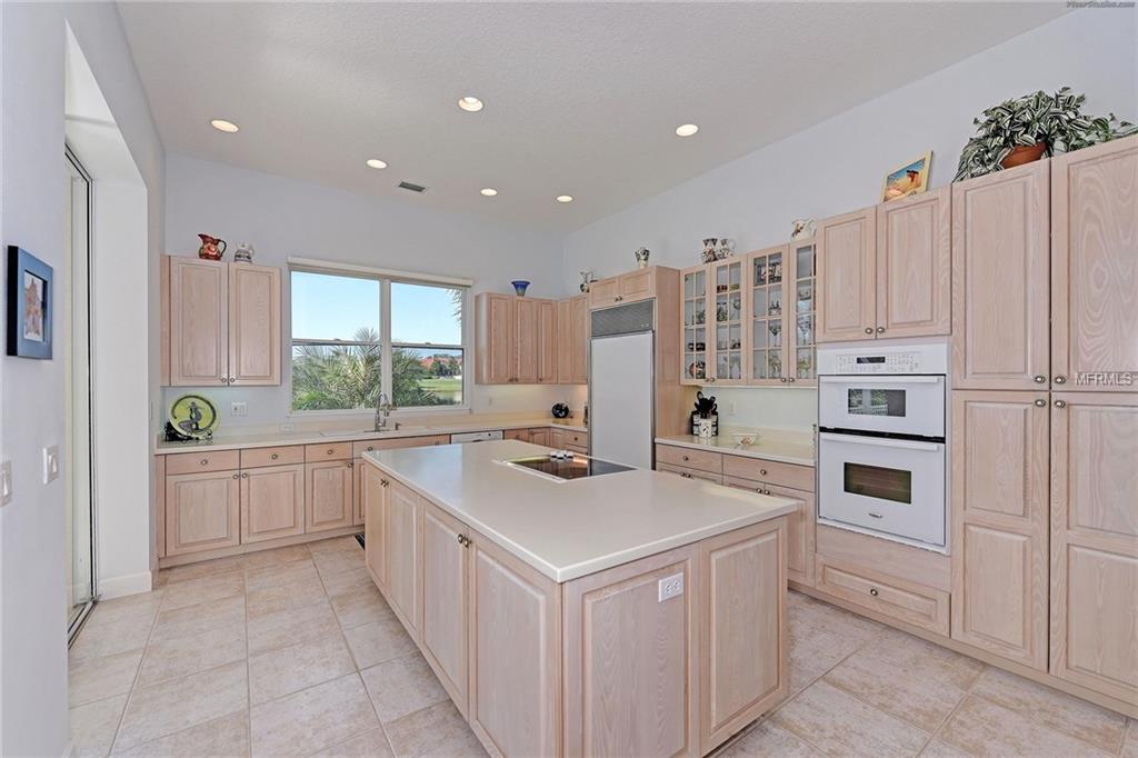 7466 MONTE VERDE, SARASOTA, Florida 34238, 3 Bedrooms Bedrooms, 8 Rooms Rooms,4 BathroomsBathrooms,Residential,For sale,MONTE VERDE,A4202661