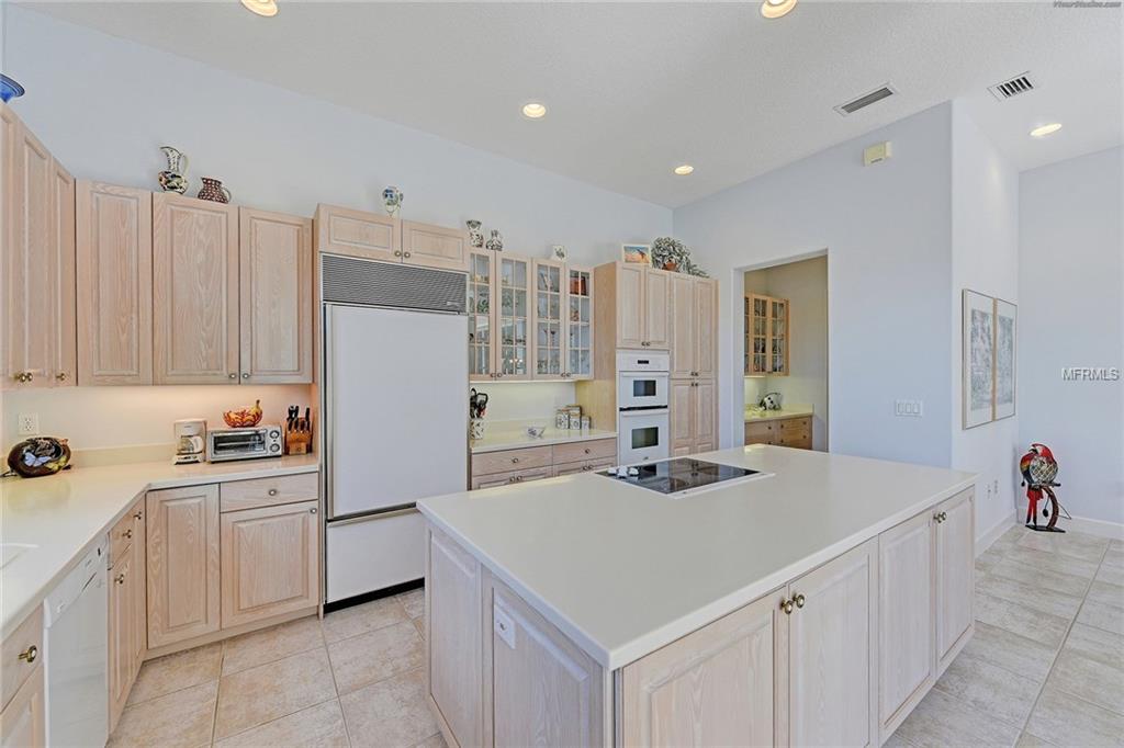 7466 MONTE VERDE, SARASOTA, Florida 34238, 3 Bedrooms Bedrooms, 8 Rooms Rooms,4 BathroomsBathrooms,Residential,For sale,MONTE VERDE,A4202661